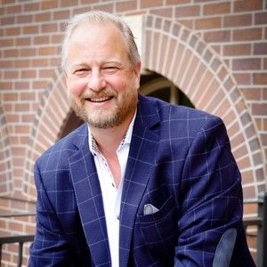 Meet your Posher, Richard